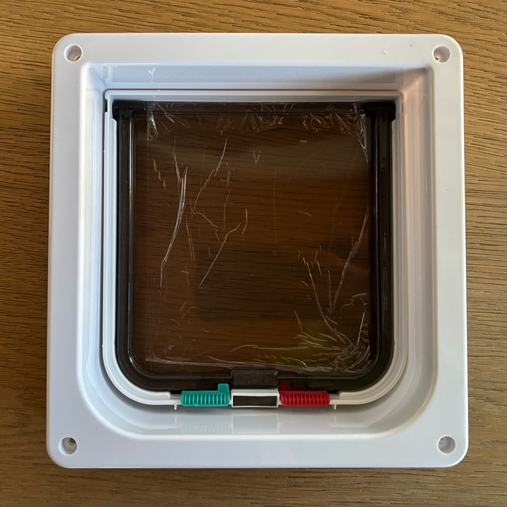 White 4 Way Cat Door with Locking Mechanism - Picture 3 of 6